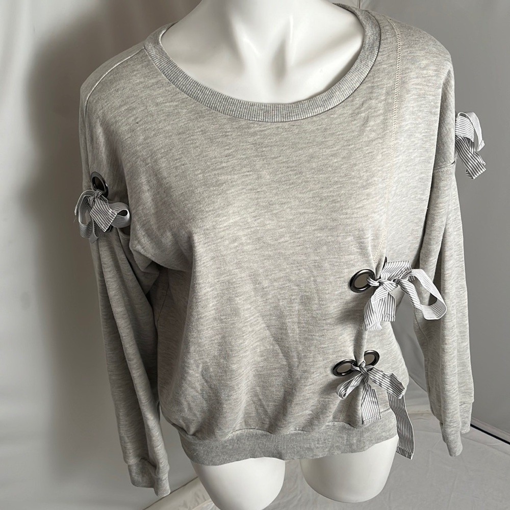 Mystree gray with bows embellished top L